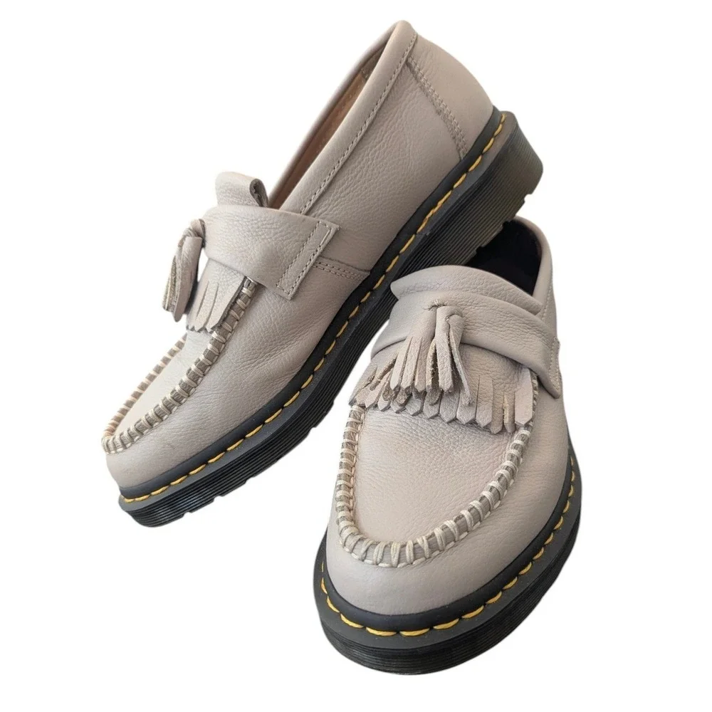 Dr. Martens Adrian Tassel Loafers Parchment Beige Leather Womens 9 UK 7 EU 41 - Picture 3 of 6